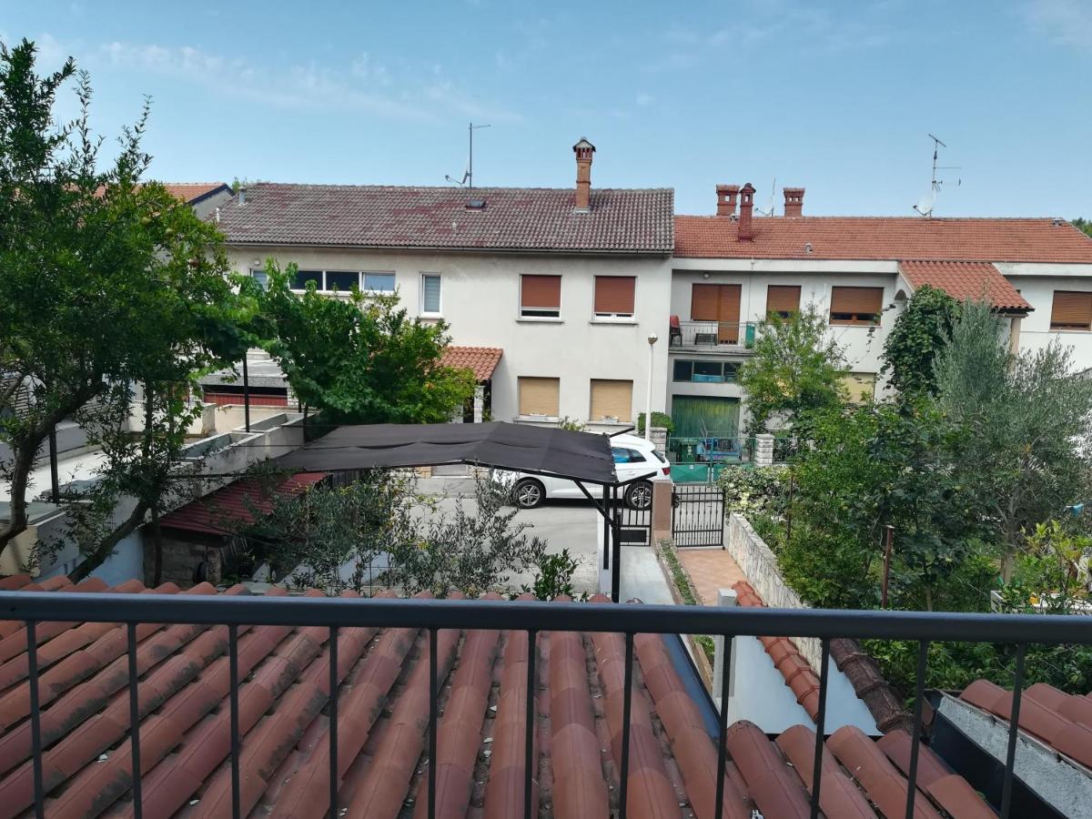 Apartmani Katerina Pula Exterior photo